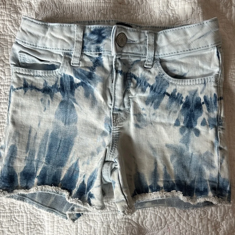 GAP Blue Tie-Dye Jean Shorts Girls Size 7
